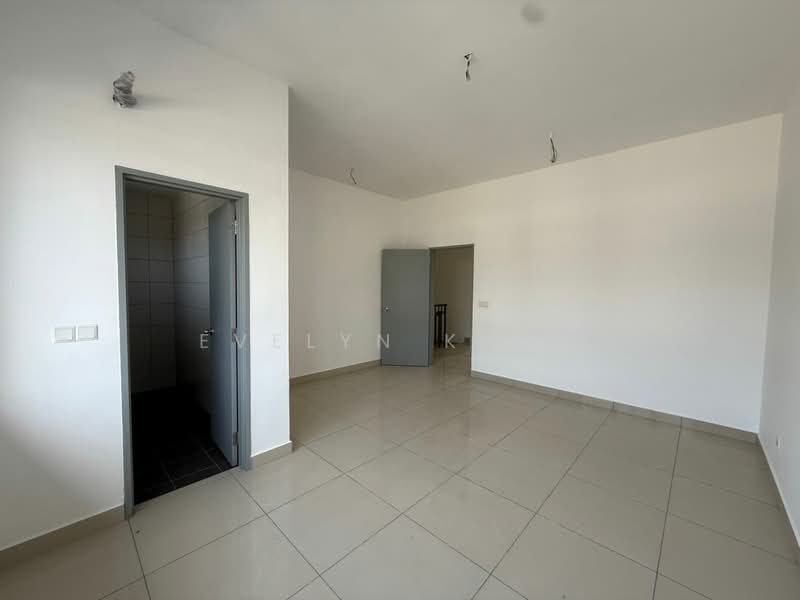 2-storey Terraced House for Sale in Saujana Rawang (Rawang) - Evelyn Khoo - Room - PropertyGuru.com.my