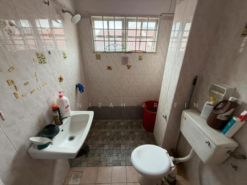 Rumah Teres 2 Tingkat untuk Dijual di Taman Mas 3 (Cheras) - Masnizah Arifin - Bathroom - PropertyGuru.com.my