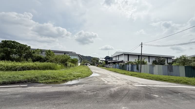 Tanah Perindustrian untuk Dijual di Kuala Garing Utara (Rawang) - Chloe Kok - PropertyGuru.com.my