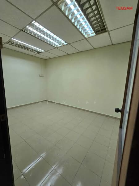 Shop for Rent in Klang (Selangor) - Alex Lee - Interior - PropertyGuru.com.my