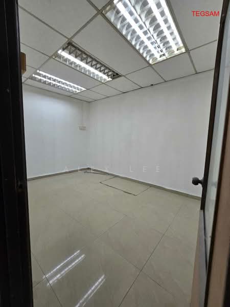 Shop for Rent in Klang (Selangor) - Alex Lee - Interior - PropertyGuru.com.my