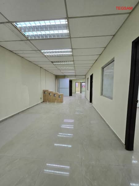 Shop for Rent in Klang (Selangor) - Alex Lee - Interior - PropertyGuru.com.my