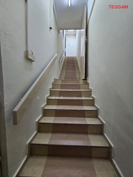 Shop for Rent in Klang (Selangor) - Alex Lee - Corridor - PropertyGuru.com.my