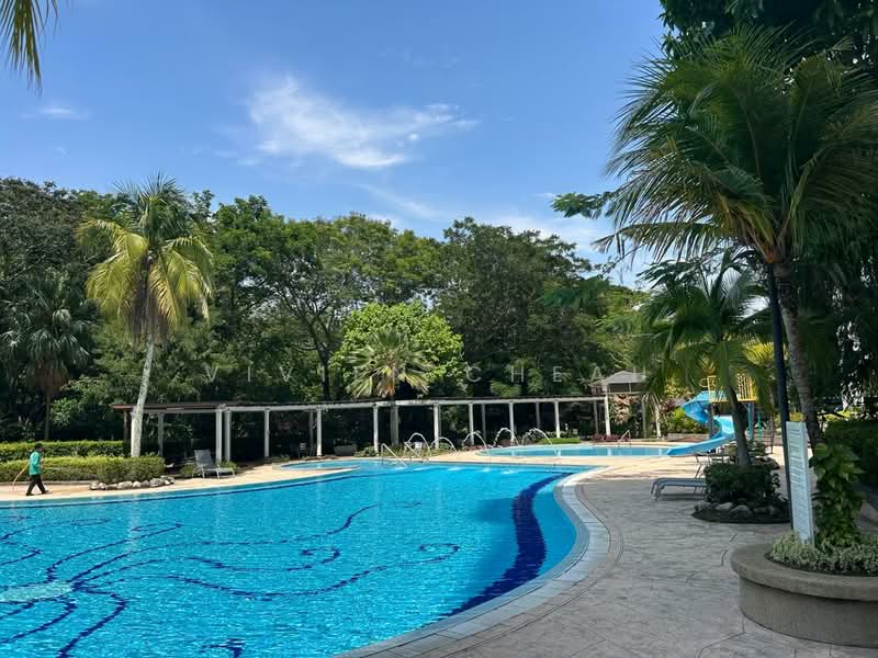 Condominium for Sale at Marina Bay Condominium - Vivien Cheah - Pool - PropertyGuru.com.my