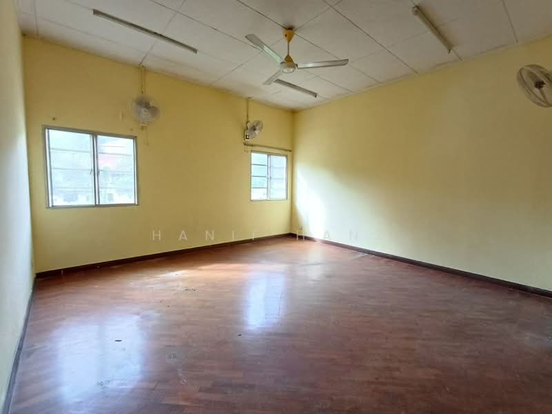 Semi-Detached House for Sale in Kota Damansara (Selangor) - Hanif Hanz - Interior - PropertyGuru.com.my