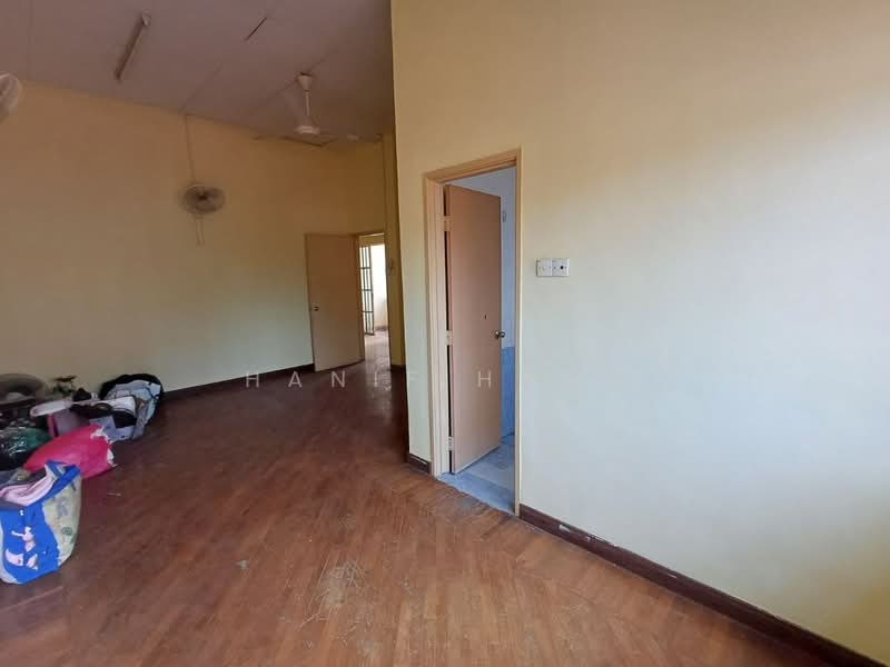 Semi-Detached House for Sale in Kota Damansara (Selangor) - Hanif Hanz - Interior - PropertyGuru.com.my
