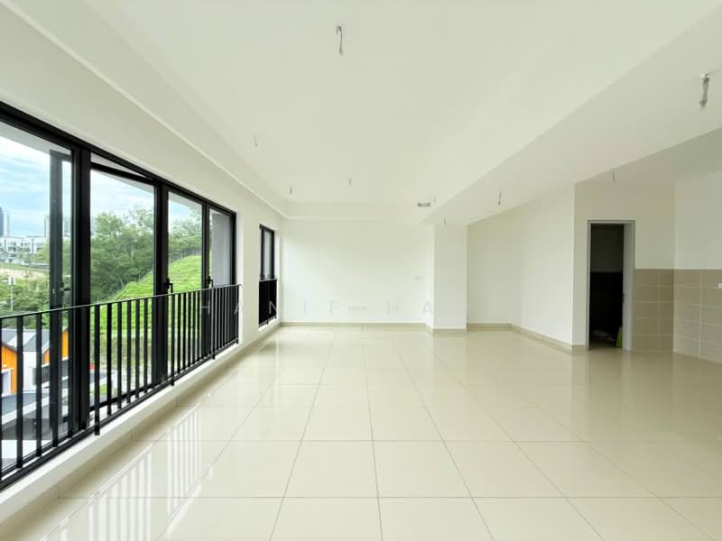 3-storey Terraced House for Sale in Ulu Kelang (Kuala Lumpur) - Hanif Hanz - Balcony - PropertyGuru.com.my