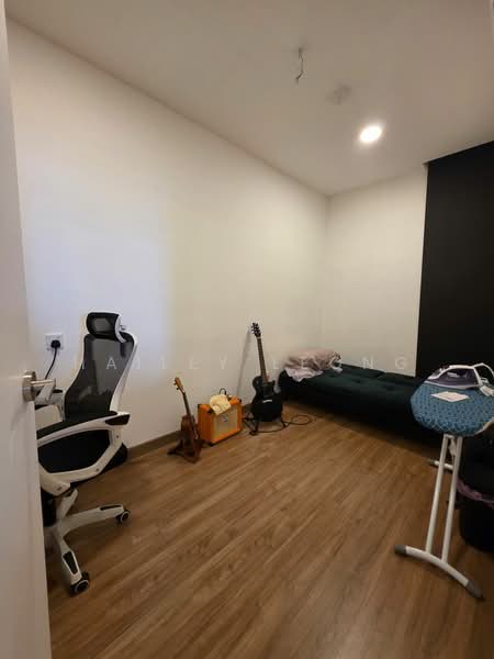 Service Residence for Sale at AraTre' Residences - Hailey Leong - Study - PropertyGuru.com.my