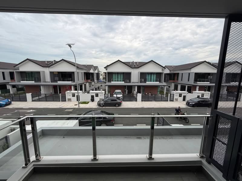 Rumah Kluster untuk Dijual di Iskandar Puteri (Nusajaya) (Johor) - Ida Aziz - Exterior - PropertyGuru.com.my