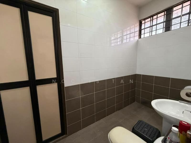 Rumah Berkembar untuk Dijual di Perling (Johor) - Noctis Tan - Bathroom - PropertyGuru.com.my