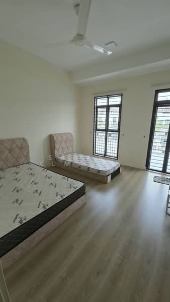 Terraced House for Rent in Dengkil (Selangor) - Sanjay Kumar Sadananthan - Bedroom - PropertyGuru.com.my