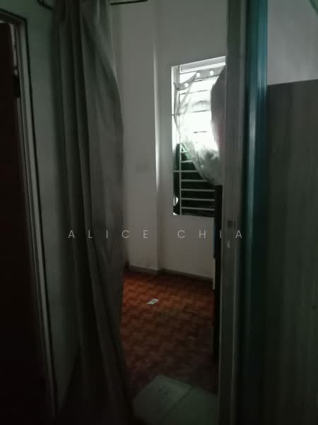 Shop / Office for Rent in Bandar Putra Permai (Seri Kembangan) - Alice Chia - Interior - PropertyGuru.com.my