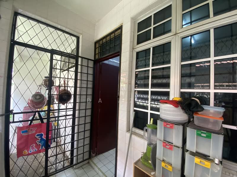 Semi-Detached House for Sale in Taman Perling (Perling) - Ida Aziz - Interior - PropertyGuru.com.my