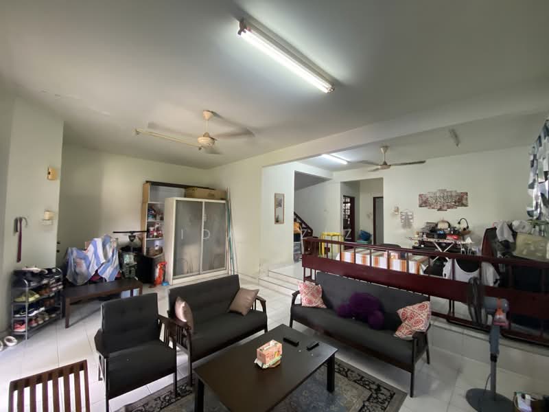 Semi-Detached House for Sale in Taman Perling (Perling) - Ida Aziz - Living Room - PropertyGuru.com.my