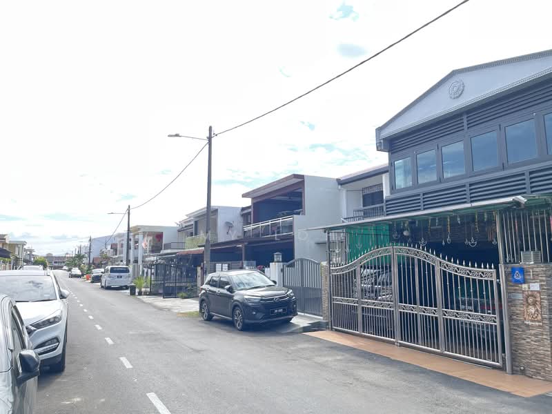 Rumah Teres 2 Tingkat untuk Disewa di Taman Selayang Utama (Selayang) - MY Loh - Exterior - PropertyGuru.com.my