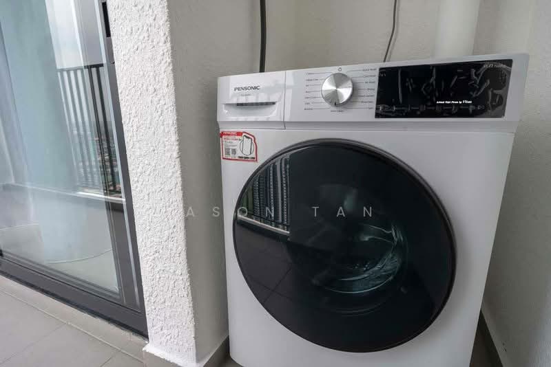 Servis Apartment untuk Disewa di Hana @ Eco Ardence - Jason Tan - Balcony - PropertyGuru.com.my