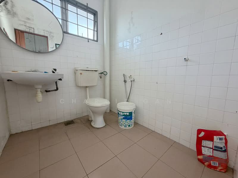 2.5-storey Terraced House for Sale in Taman Sri Andalas (Klang) - Charlie Gan - PropertyGuru.com.my