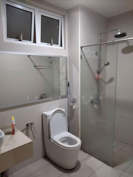 Service Residence for Rent at Grandview 360 - Erica Jong - Bathroom - PropertyGuru.com.my