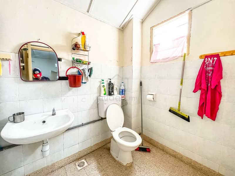 2-storey Terraced House for Sale in Bandar Mahkota Cheras (Cheras) - Michael Lee - Bathroom - PropertyGuru.com.my
