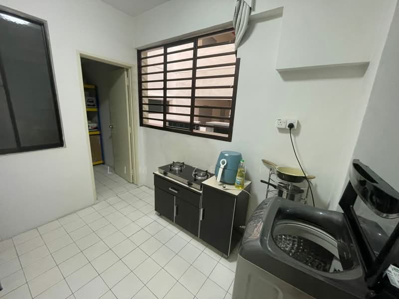 Condominium for Rent at Casa Tebrau @ Seri Palma - Lim Tze Jie - Kitchen - PropertyGuru.com.my