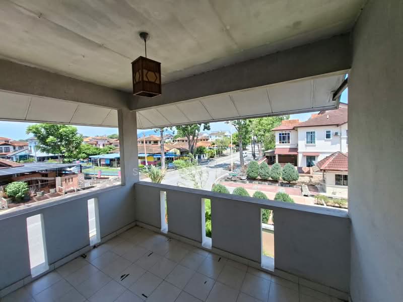 Rumah Teres 2 Tingkat untuk Dijual di Taman Pauh Jaya (Permatang Pauh) - Hasrul Rosli - Balcony - PropertyGuru.com.my