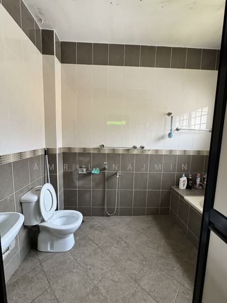 Rumah Banglo untuk Dijual di Bukit Beruntung (Selangor) - Amril Najmin - PropertyGuru.com.my