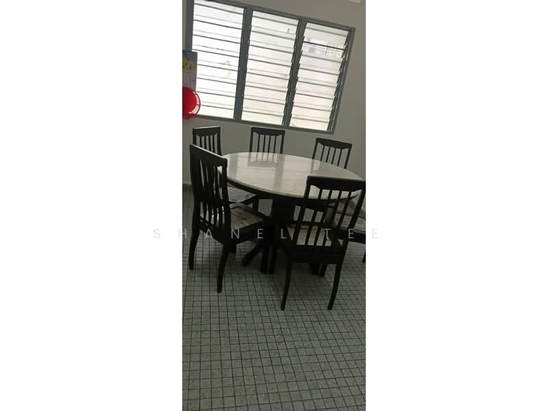 Rumah Teres 1 Tingkat untuk Dijual di Taman Kluang Jaya (Kluang) - Shanel Tee - Dining Room - PropertyGuru.com.my