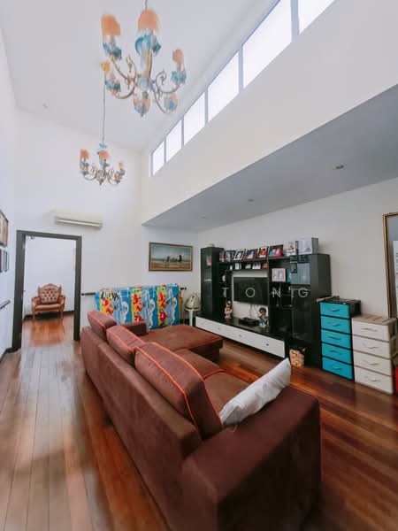 2.5-storey Terraced House for Sale in Valencia (Sungai Buloh) - Jenny Tong - Living Room - PropertyGuru.com.my