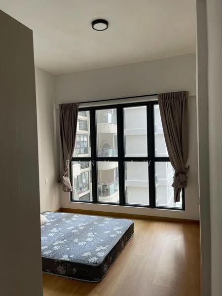Condominium for Sale at Royal Strand @ Country Garden Danga Bay - Finn Aw - Bedroom - PropertyGuru.com.my