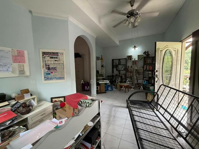 Rumah Teres 2 Tingkat untuk Dijual di Taman Mas 3 (Cheras) - Mohamad Khaidir Shah Md Razak - Living Room - PropertyGuru.com.my