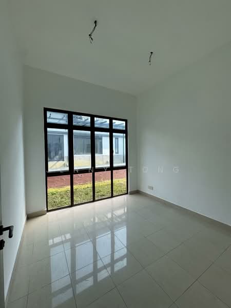 Rumah Banglo untuk Dijual di Valencia (Sungai Buloh) - Jenny Tong - PropertyGuru.com.my