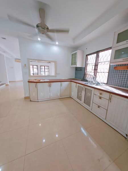 Rumah Teres 3 Tingkat untuk Dijual di Villamas (Sungai Buloh) - Jenny Tong - PropertyGuru.com.my