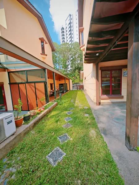 Rumah Teres 3 Tingkat untuk Dijual di Villamas (Sungai Buloh) - Jenny Tong - PropertyGuru.com.my
