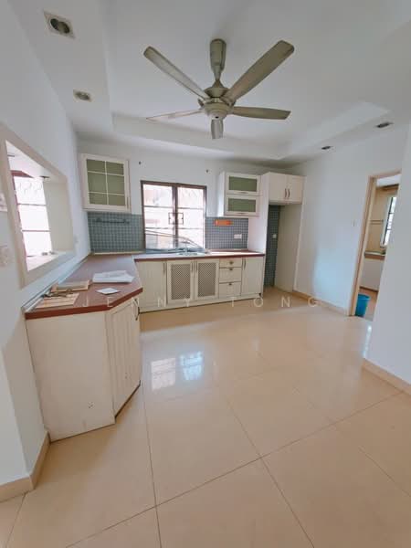 Rumah Teres 3 Tingkat untuk Dijual di Villamas (Sungai Buloh) - Jenny Tong - PropertyGuru.com.my