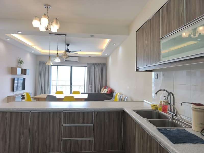 Servis Apartment untuk Disewa di SetiaWalk - Fendi tan - Kitchen - PropertyGuru.com.my