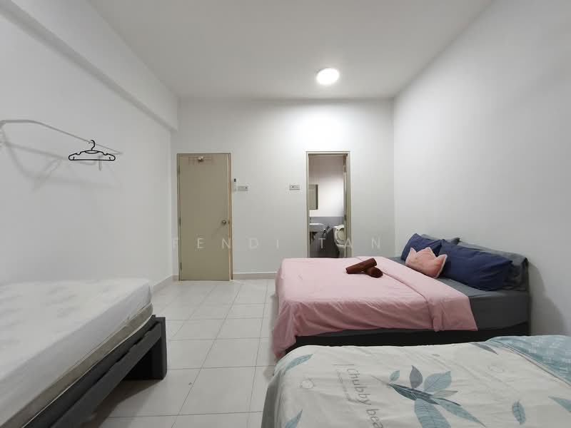 Servis Apartment untuk Disewa di SetiaWalk - Fendi tan - Bedroom - PropertyGuru.com.my