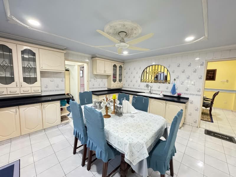 Bungalow for Sale in Seksyen 6 (Shah Alam) - Ali Idris - Kitchen - PropertyGuru.com.my