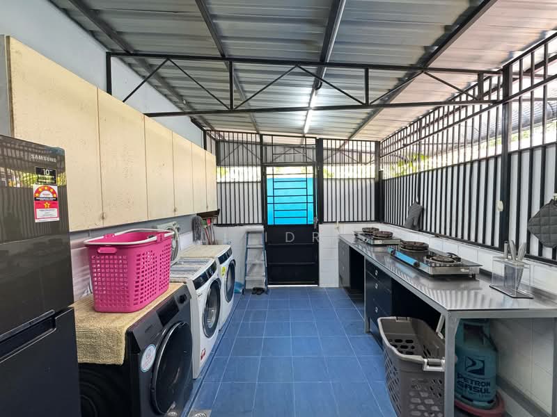 Bungalow for Sale in Seksyen 6 (Shah Alam) - Ali Idris - Kitchen - PropertyGuru.com.my