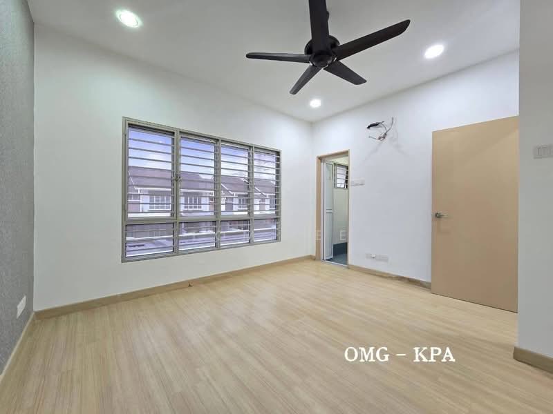 Rumah Teres 2 Tingkat untuk Dijual di Bandar Bukit Raja (Klang) - Tom Lee - PropertyGuru.com.my