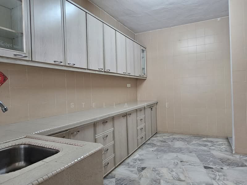 Rumah Teres untuk Disewa di Bandar Sungai Long (Selangor) - Stella Lee - Kitchen - PropertyGuru.com.my