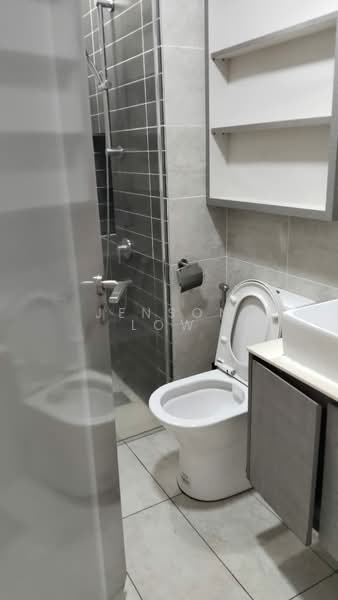 Service Residence for Rent at Millerz Square Serviced Residence - Jenson Low - Bathroom - PropertyGuru.com.my