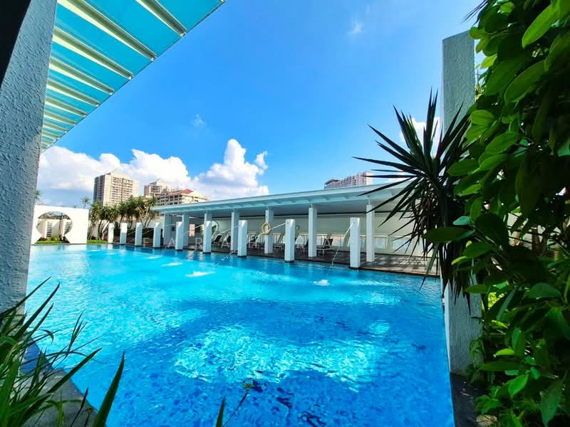 Service Residence for Sale at i-Zen @ Kiara 1 - Farah Rasul - Pool - PropertyGuru.com.my