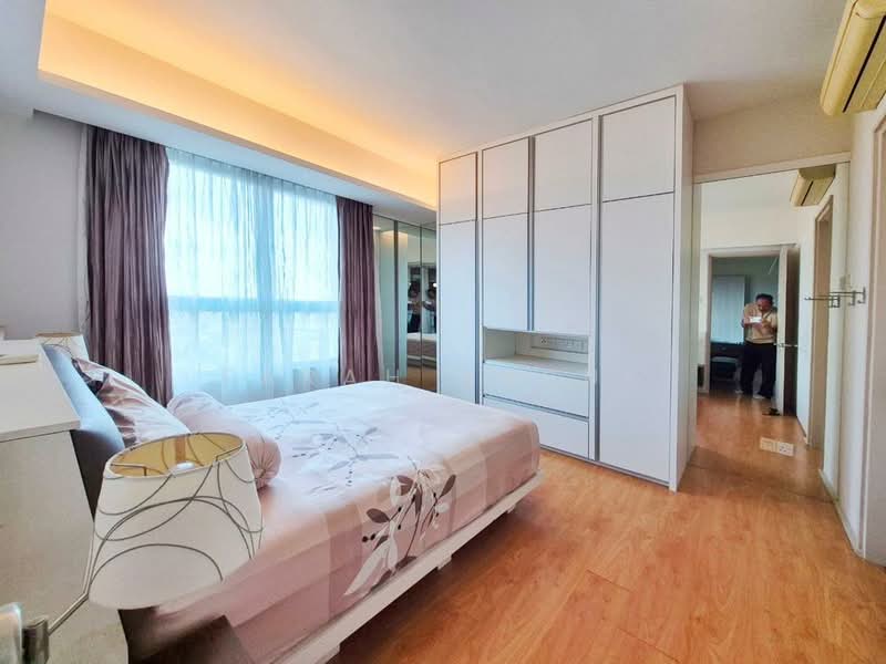 Service Residence for Sale at i-Zen @ Kiara 1 - Farah Rasul - Bedroom - PropertyGuru.com.my