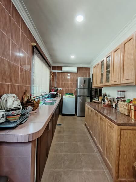 Rumah Teres 2 Tingkat untuk Dijual di Kota Emerald (Rawang) - Evelyn Khoo - Kitchen - PropertyGuru.com.my