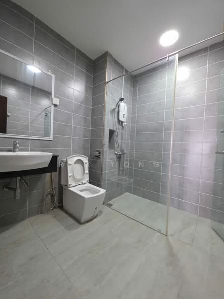 Service Residence for Rent at Paragon Residences @ Straits View - Rex Yong - Bathroom - PropertyGuru.com.my