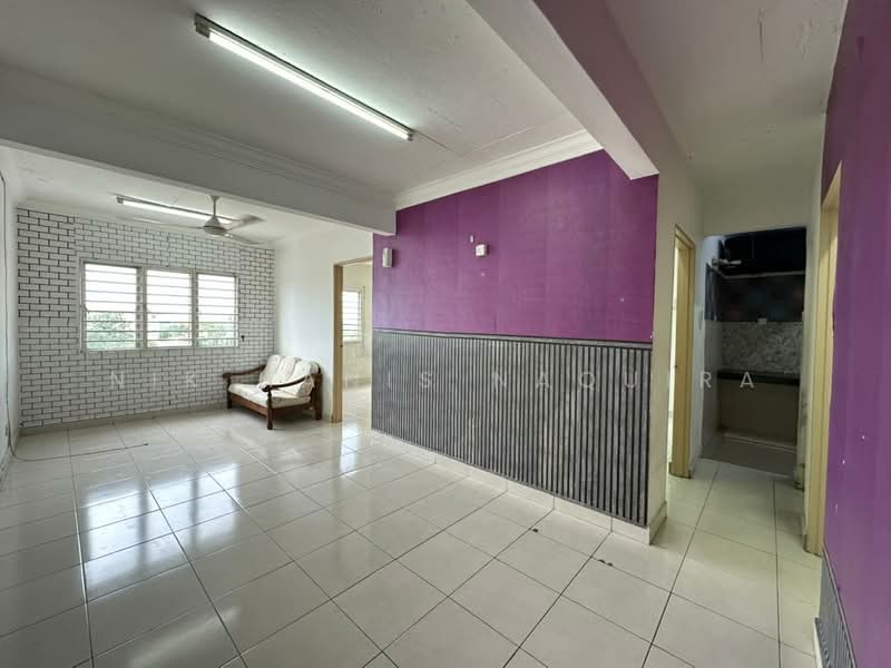 Apartment for Rent at Apartment Kelisa Ria - Nik Hanis Naquira - Living Room - PropertyGuru.com.my