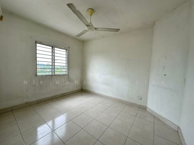 Apartment for Rent at Apartment Kelisa Ria - Nik Hanis Naquira - Interior - PropertyGuru.com.my