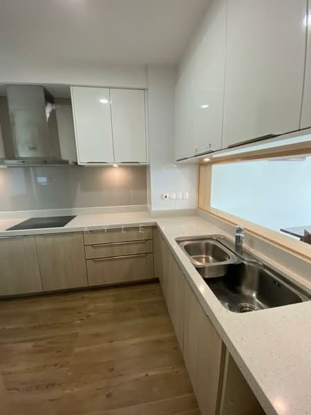 Service Residence for Rent at Southern Marina Residences - Kyle Das - Kitchen - PropertyGuru.com.my