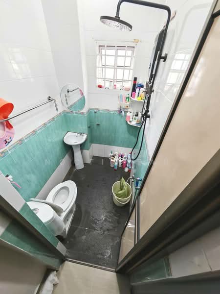 Rumah Teres 2 Tingkat untuk Dijual di Taman Desa Jaya (Johor Bahru) - Noctis Tan - Bathroom - PropertyGuru.com.my