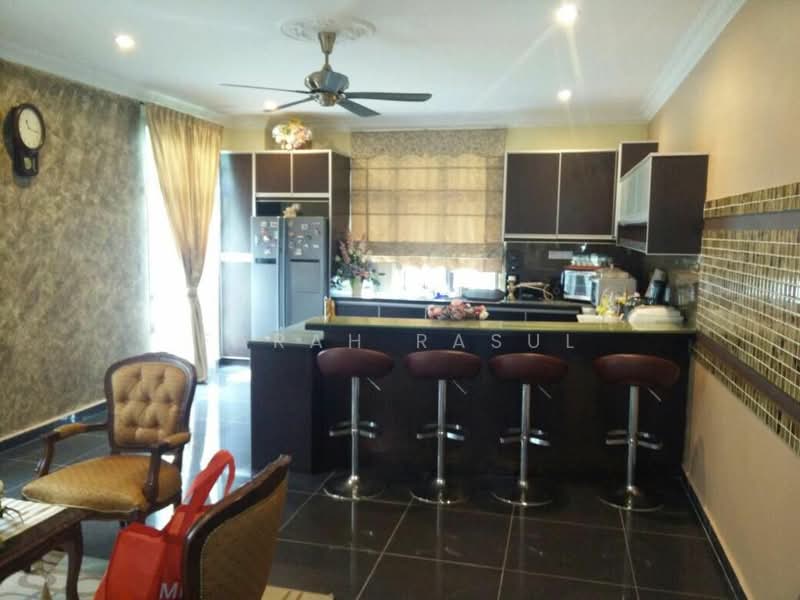 Bungalow for Sale in Country Heights (Kajang) - Farah Rasul - Kitchen - PropertyGuru.com.my